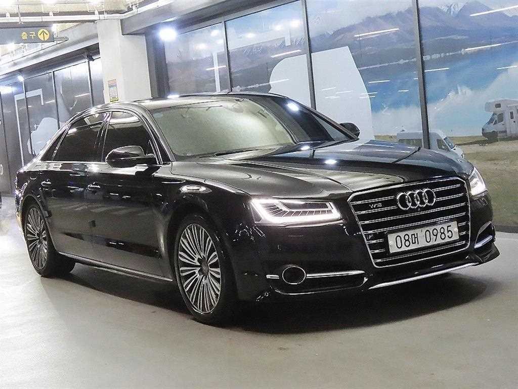 아우디 A8 뉴A8 65 TFSI 콰트로 디자인 LWB 이미지 1