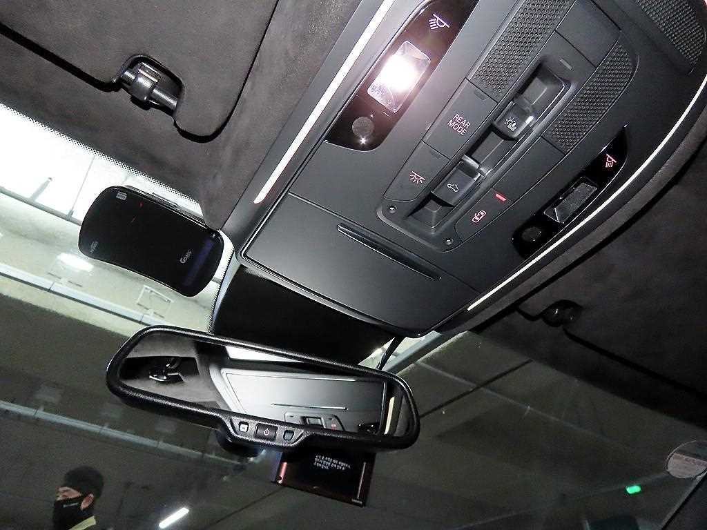 아우디 A8 뉴A8 65 TFSI 콰트로 디자인 LWB 이미지 14