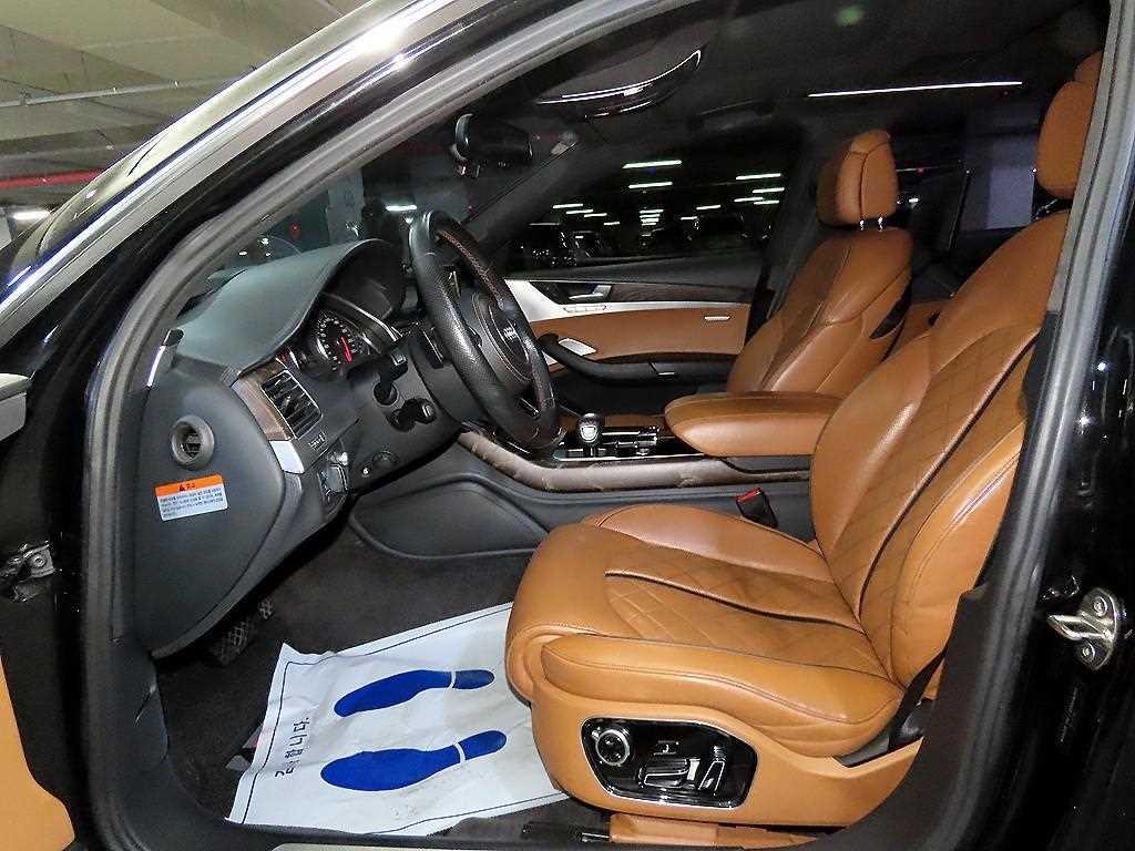 아우디 A8 뉴A8 65 TFSI 콰트로 디자인 LWB 이미지 6