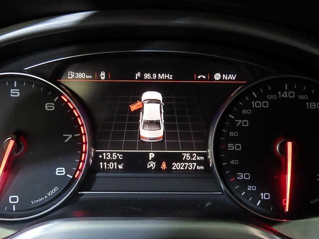 아우디 A8 뉴A8 65 TFSI 콰트로 디자인 LWB 이미지 9