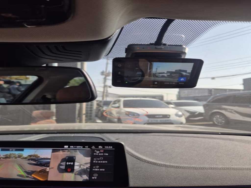 BMW 5시리즈 5시리즈 (G30) 520i 럭셔리 이미지 10