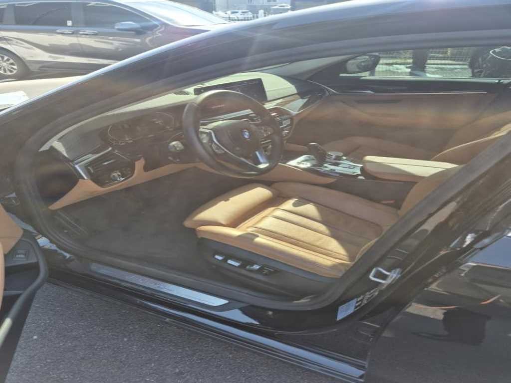 BMW 5시리즈 5시리즈 (G30) 520i 럭셔리 이미지 7