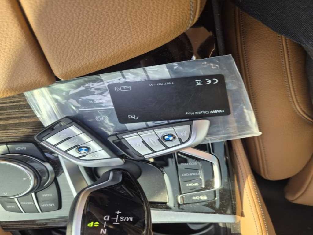 BMW 5시리즈 5시리즈 (G30) 520i 럭셔리 이미지 9