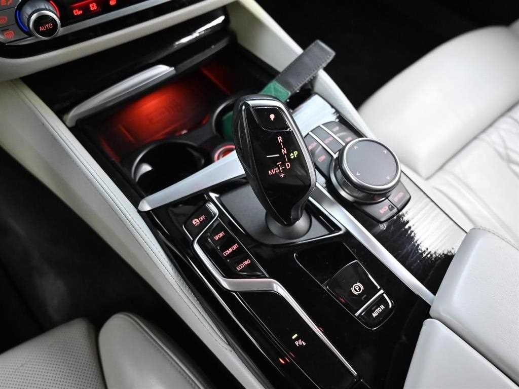 BMW 5시리즈 5시리즈 (G30) 530i M 스포츠 이미지 10