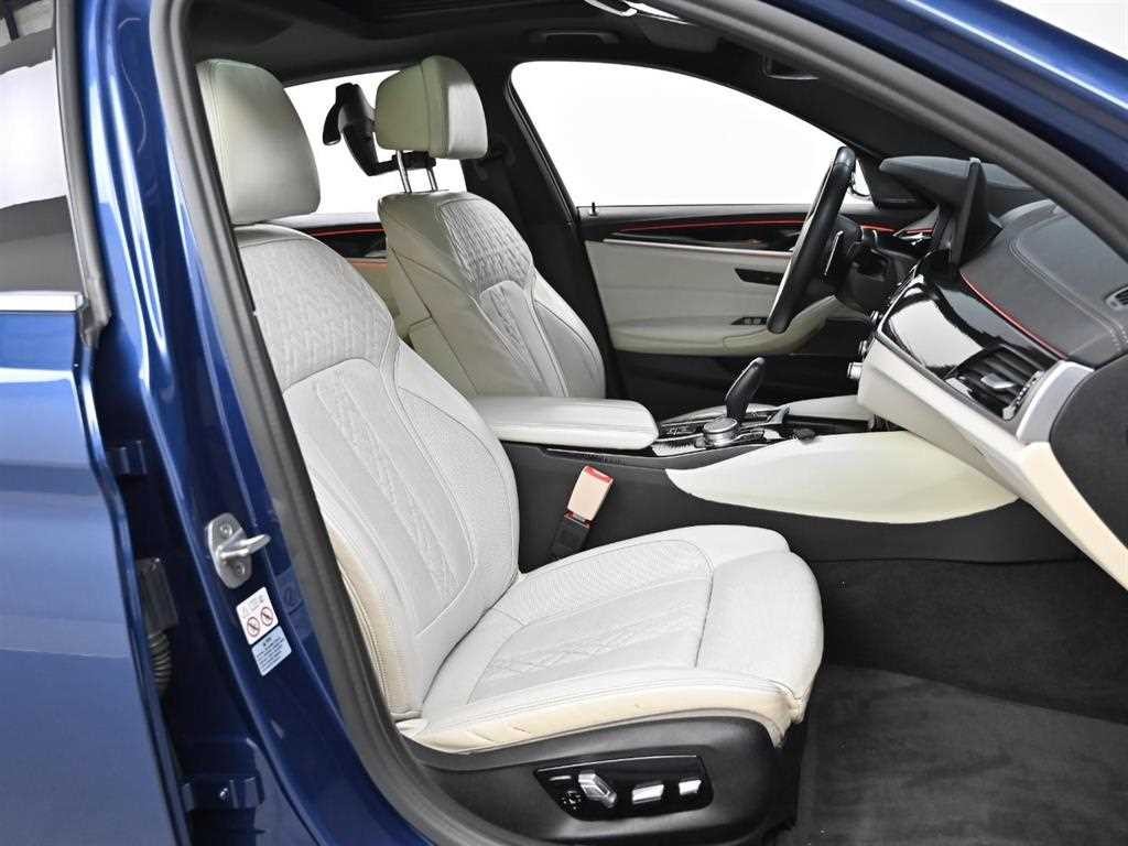 BMW 5시리즈 5시리즈 (G30) 530i M 스포츠 이미지 11