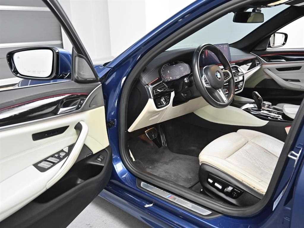 BMW 5시리즈 5시리즈 (G30) 530i M 스포츠 이미지 12