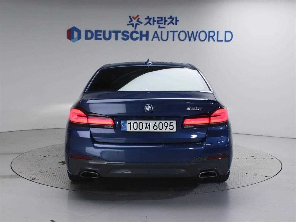 BMW 5시리즈 5시리즈 (G30) 530i M 스포츠 이미지 5