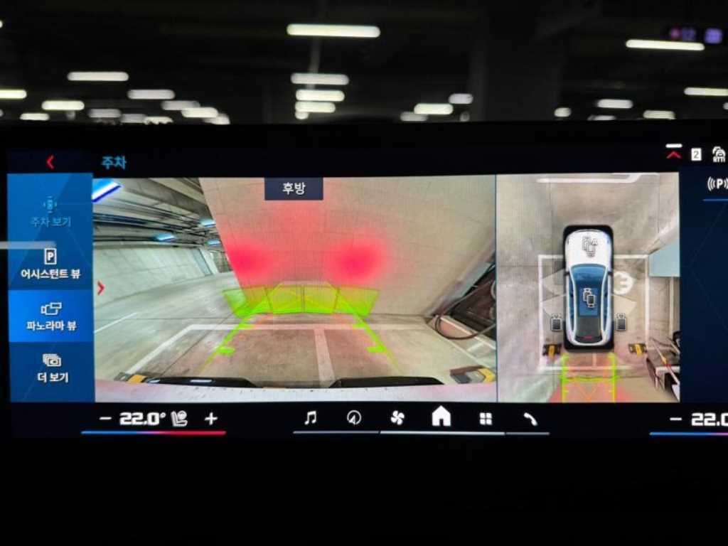 BMW 5시리즈 M5 7세대 4.4 투어링 이미지 13