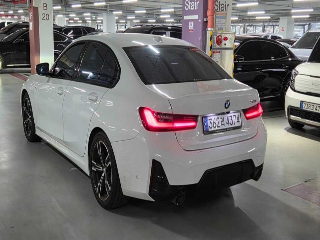 BMW 3시리즈 3시리즈 (G20) 320i M 스포츠 이미지 10