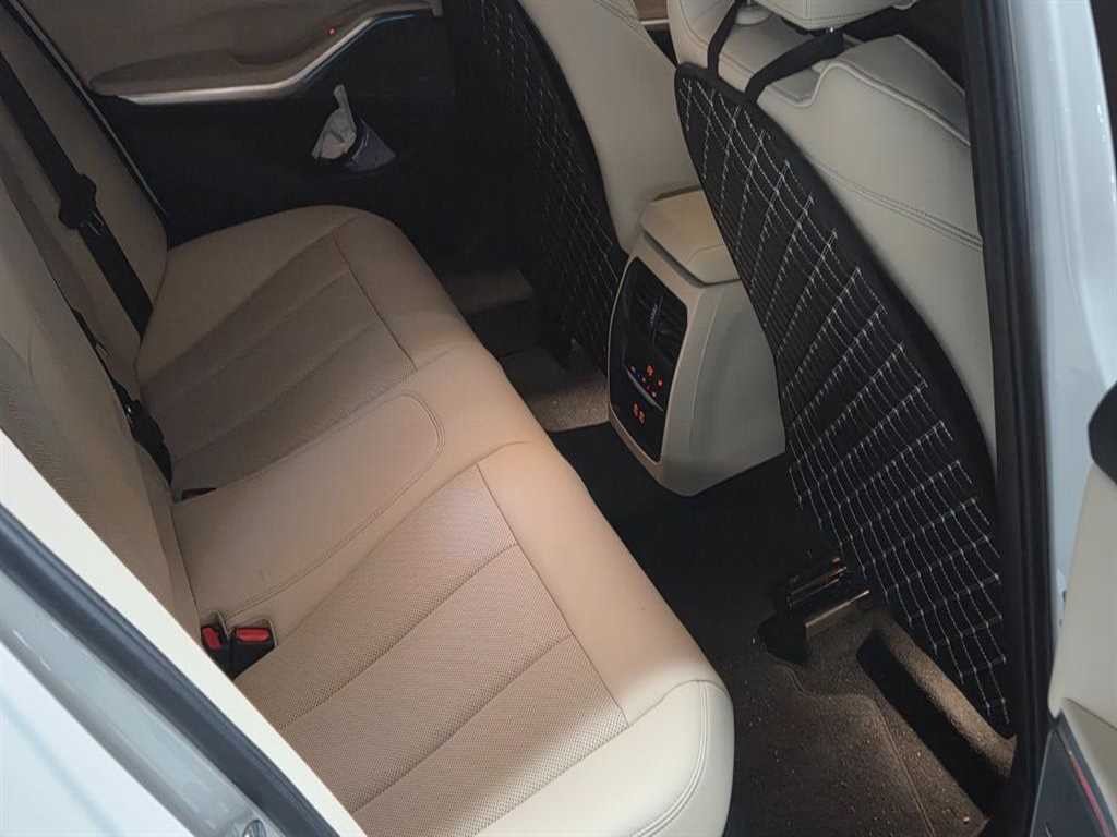 BMW 3시리즈 3시리즈 (G20) 320i M 스포츠 이미지 2