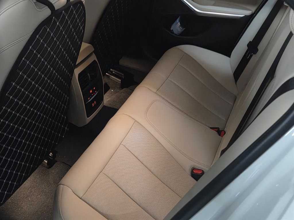 BMW 3시리즈 3시리즈 (G20) 320i M 스포츠 이미지 3