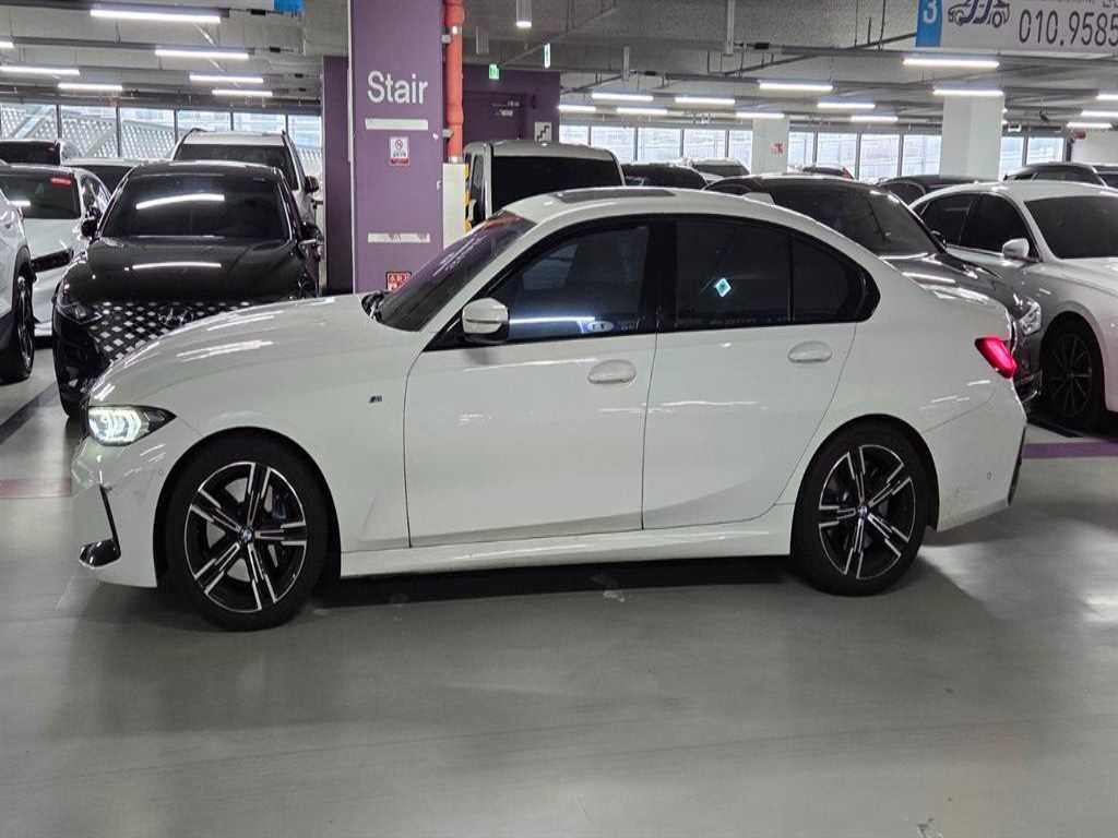BMW 3시리즈 3시리즈 (G20) 320i M 스포츠 이미지 9