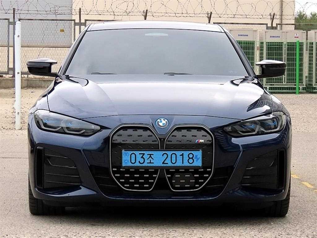 BMW i4 M50 프로 퍼스트 에디션 이미지 2