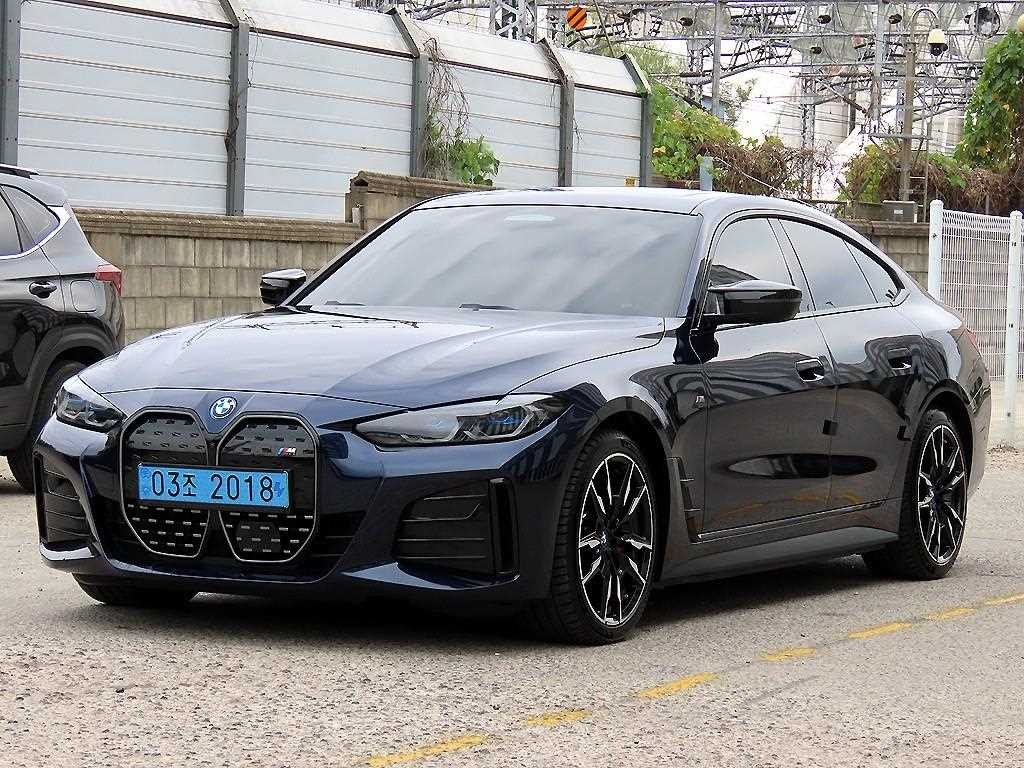 BMW i4 M50 프로 퍼스트 에디션 이미지 3