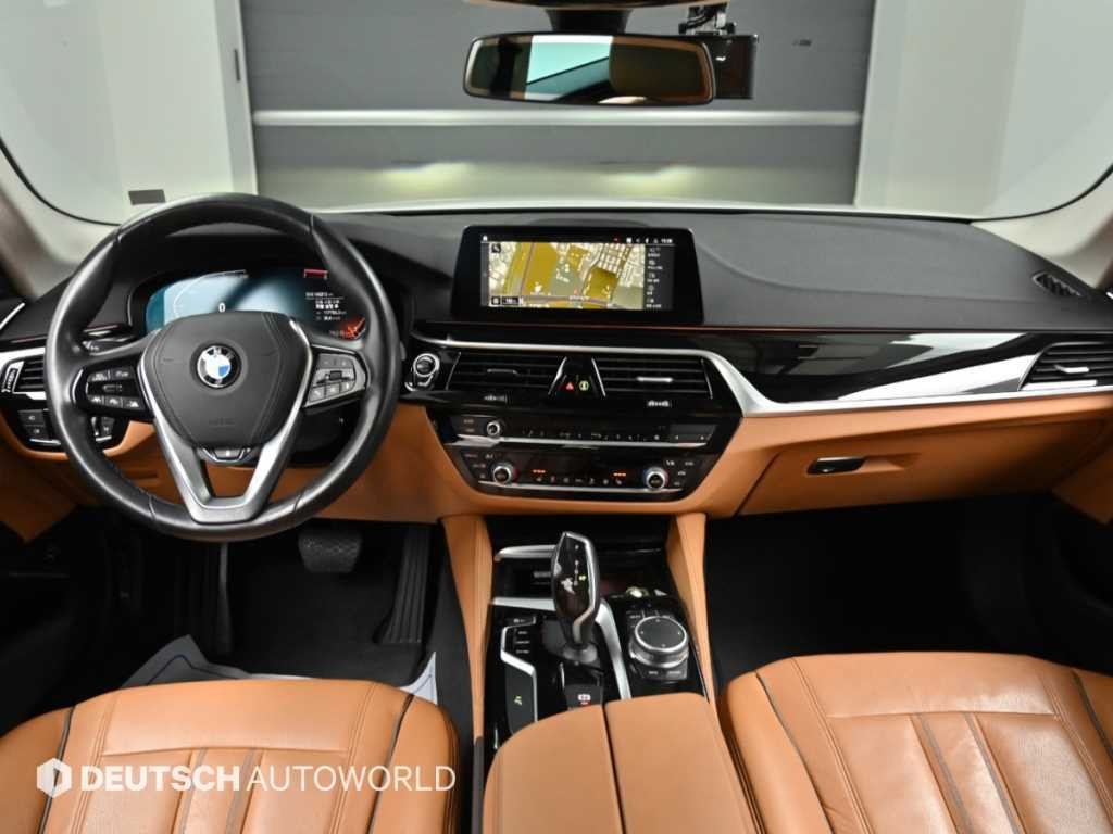 BMW 5시리즈 5시리즈 (G30) 520i 럭셔리 이미지 7