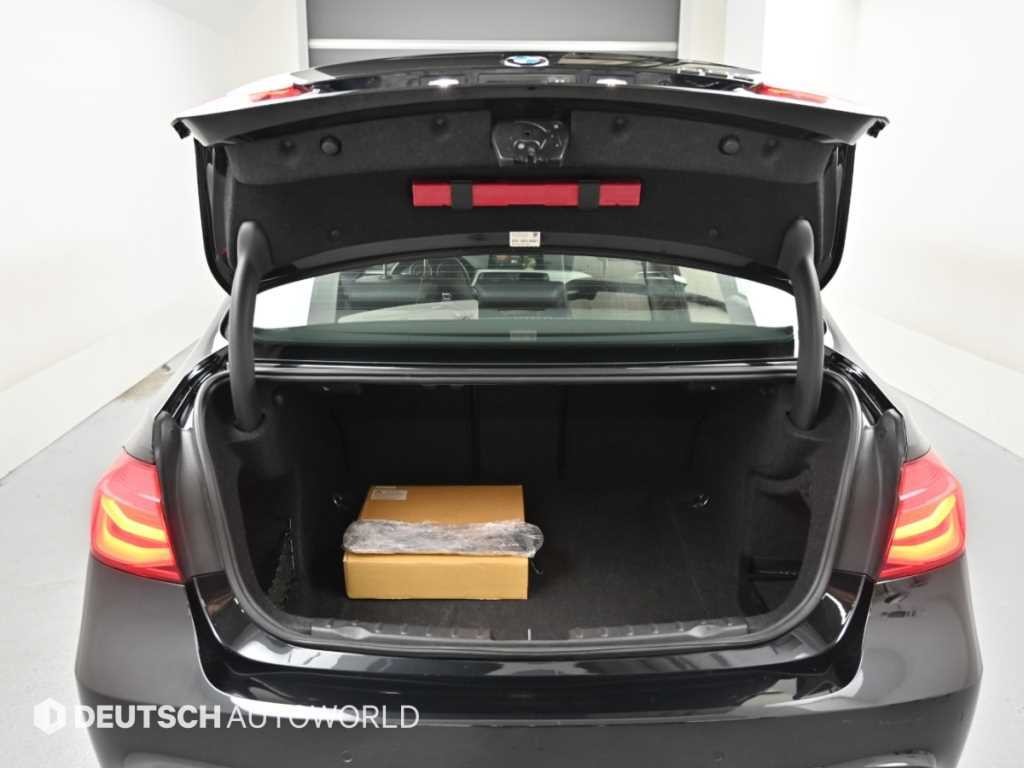 BMW 3시리즈 3시리즈 (F30) 320i M 스포츠 이미지 19