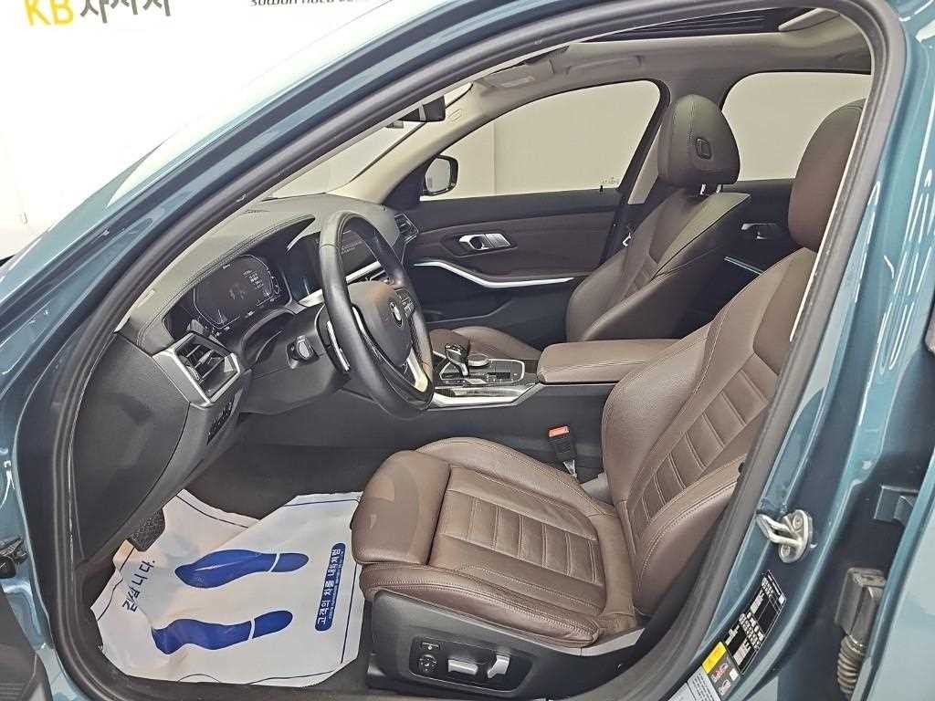 BMW 3시리즈 3시리즈 (G20) 330e 럭셔리 이미지 11