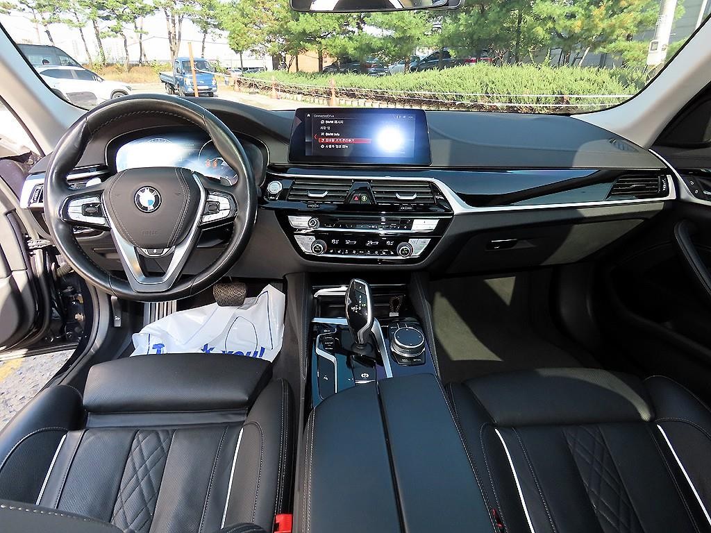 BMW 5시리즈 5시리즈 (G30) 530i xDrive 럭셔리 이미지 7