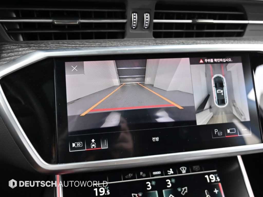 아우디 A7 A7 (4K) 55 TFSI e 콰트로 프리미엄 이미지 15