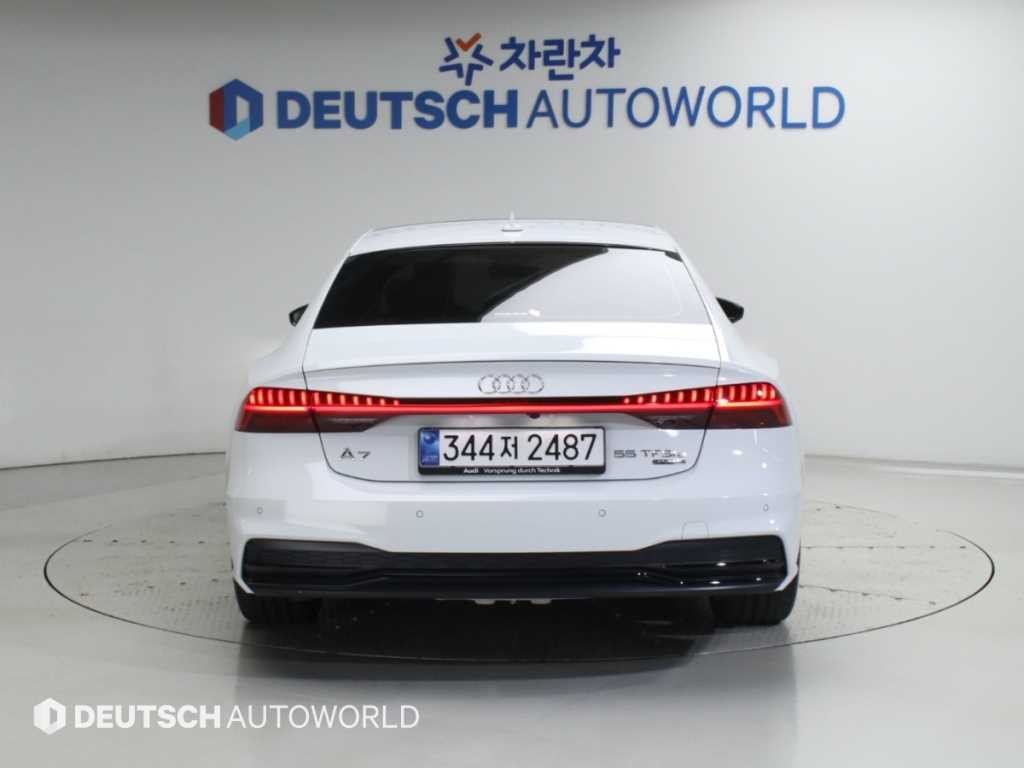 아우디 A7 A7 (4K) 55 TFSI e 콰트로 프리미엄 이미지 4
