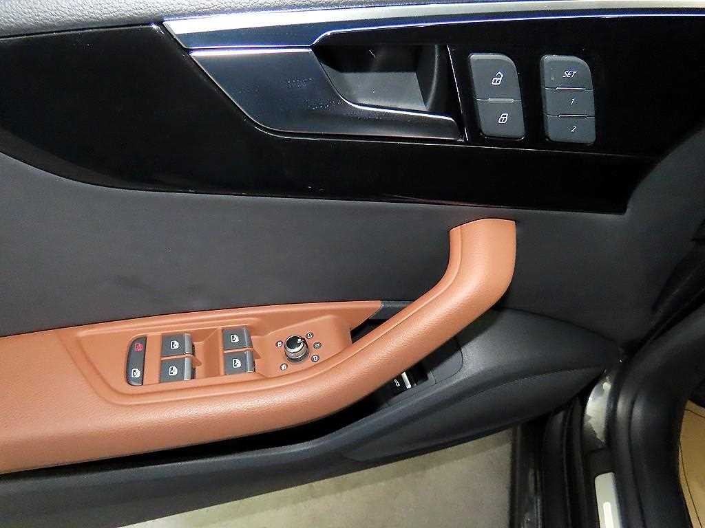 아우디 A5 A5 (F5) 40 TDI 콰트로 프리미엄 스포트백 이미지 13
