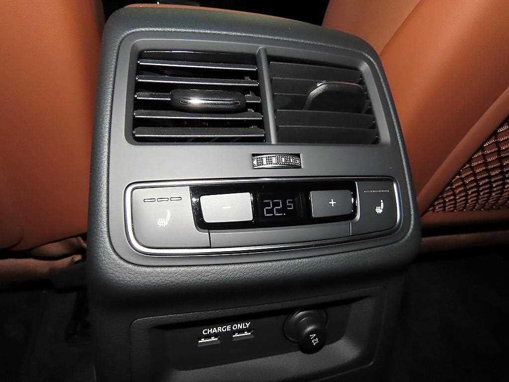 아우디 A5 A5 (F5) 40 TDI 콰트로 프리미엄 스포트백 이미지 14