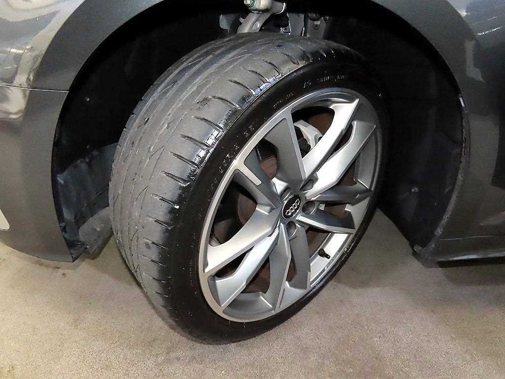 아우디 A5 A5 (F5) 40 TDI 콰트로 프리미엄 스포트백 이미지 20
