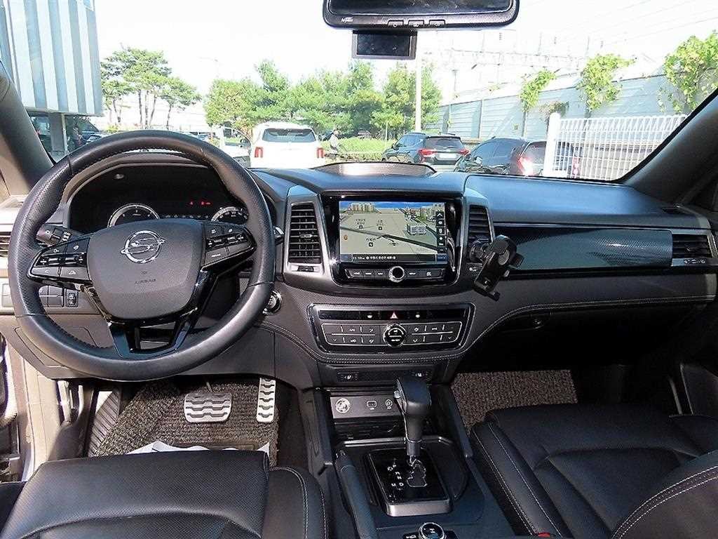 KG모빌리티(쌍용) 렉스턴 렉스턴 스포츠 4WD 디젤 2.2 프레스티지 이미지 7