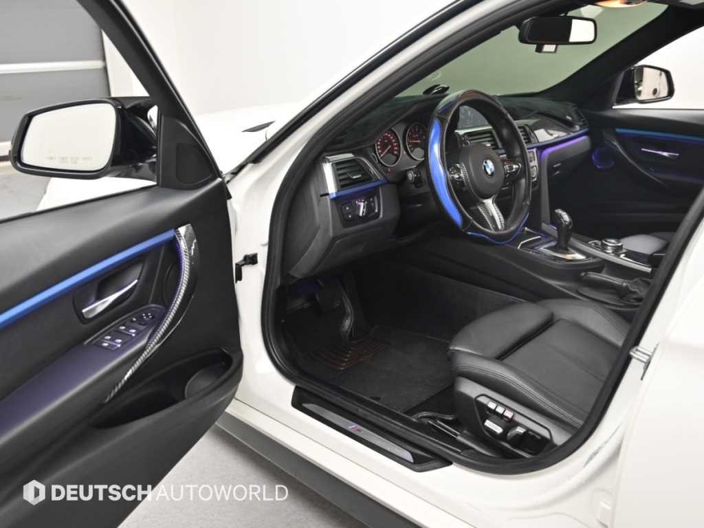 BMW 3시리즈 3시리즈 (F30) 320i M 스포츠 이미지 11