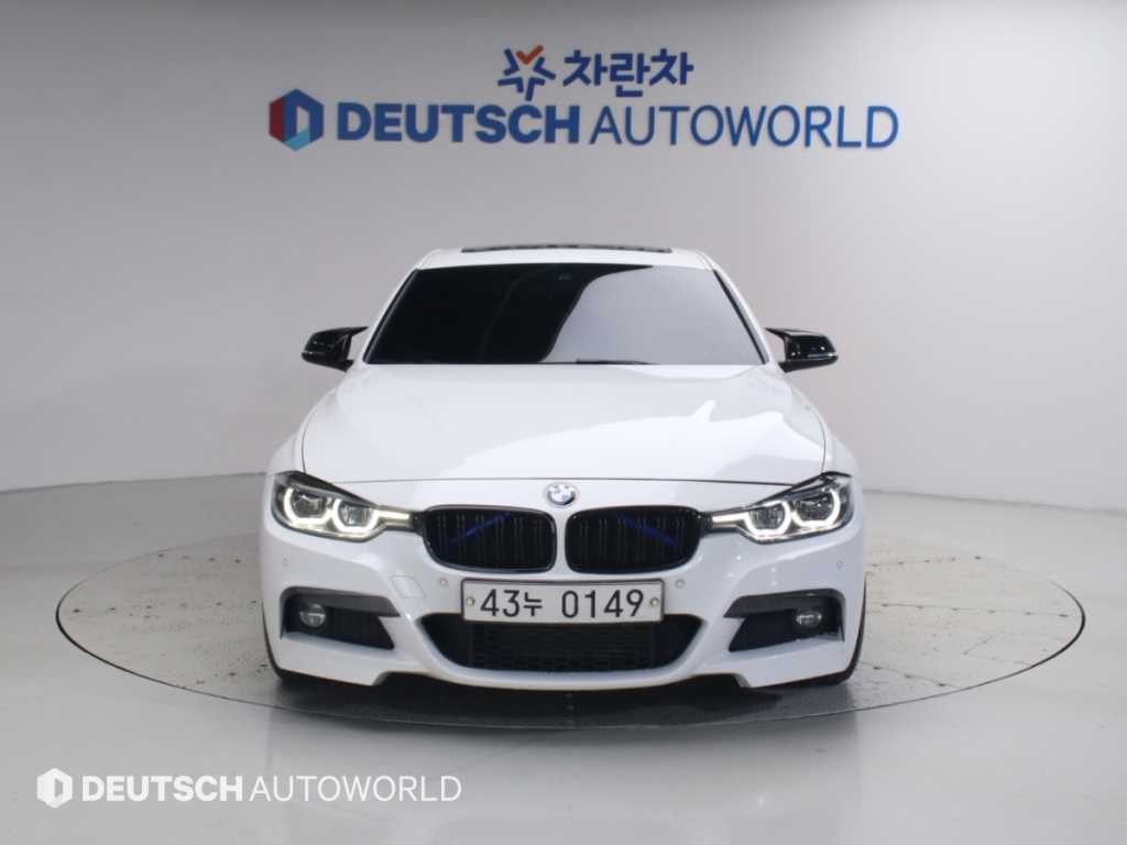 BMW 3시리즈 3시리즈 (F30) 320i M 스포츠 이미지 3