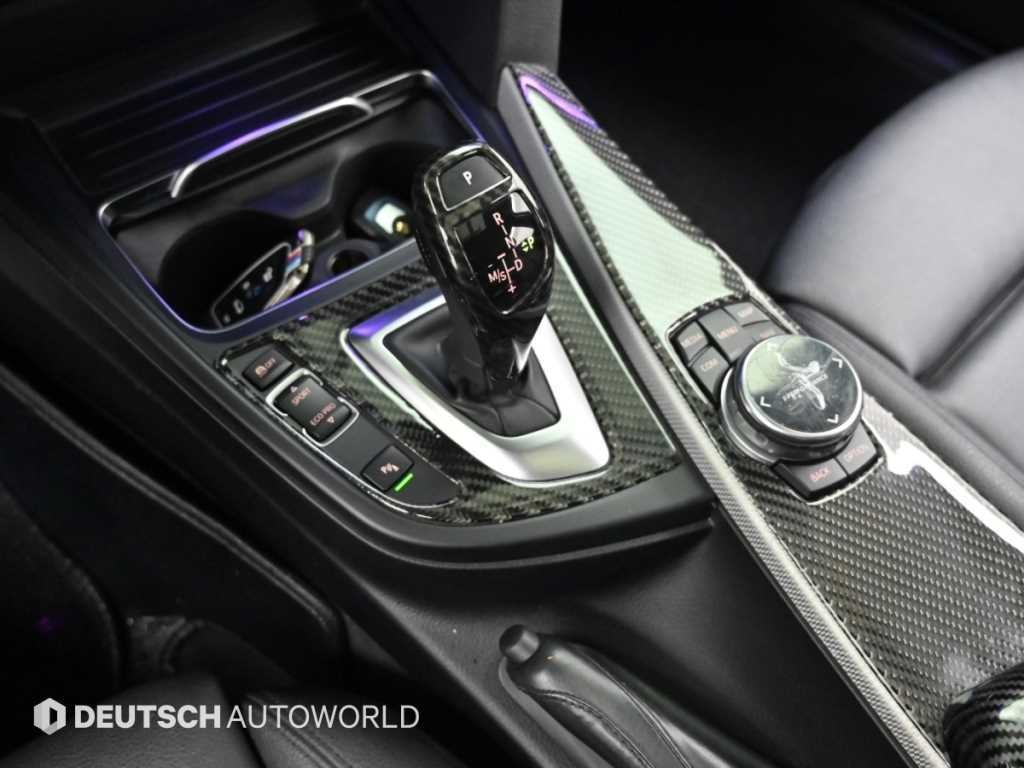 BMW 3시리즈 3시리즈 (F30) 320i M 스포츠 이미지 9