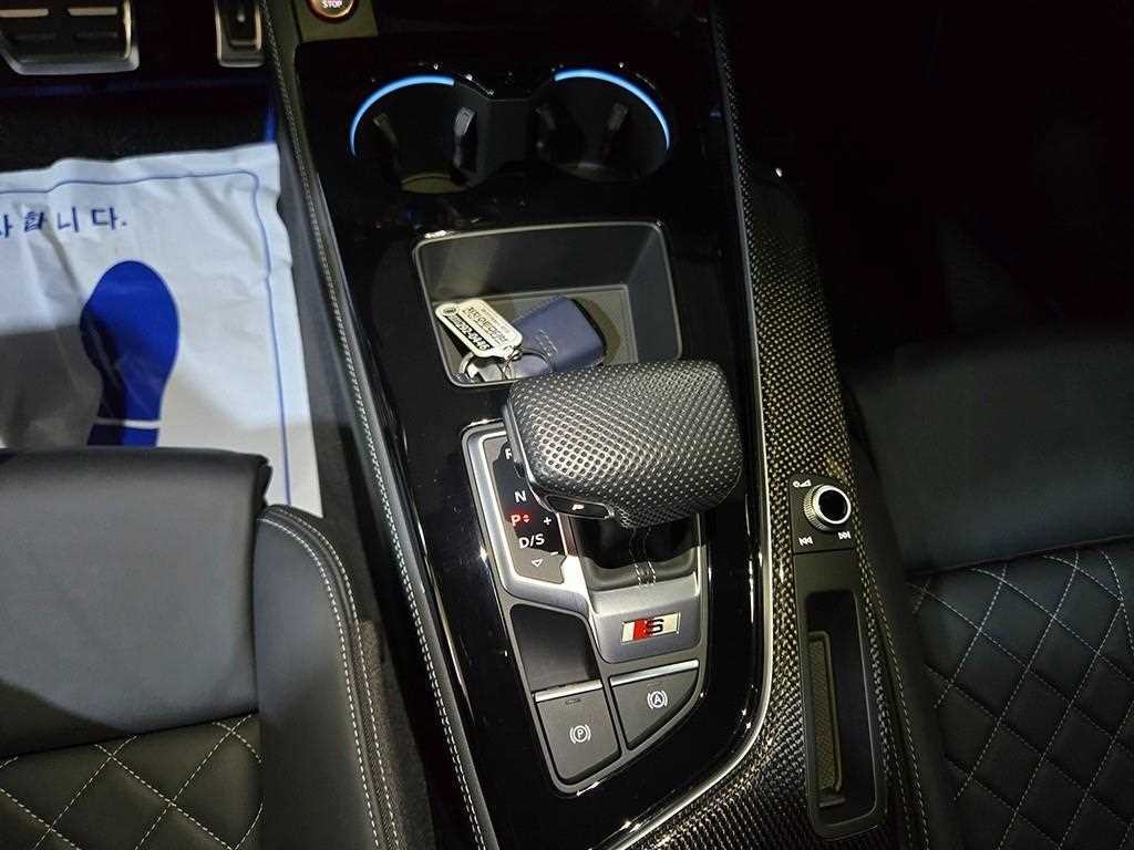아우디 S4 S4 (B9) 3.0 TFSI 콰트로 이미지 12