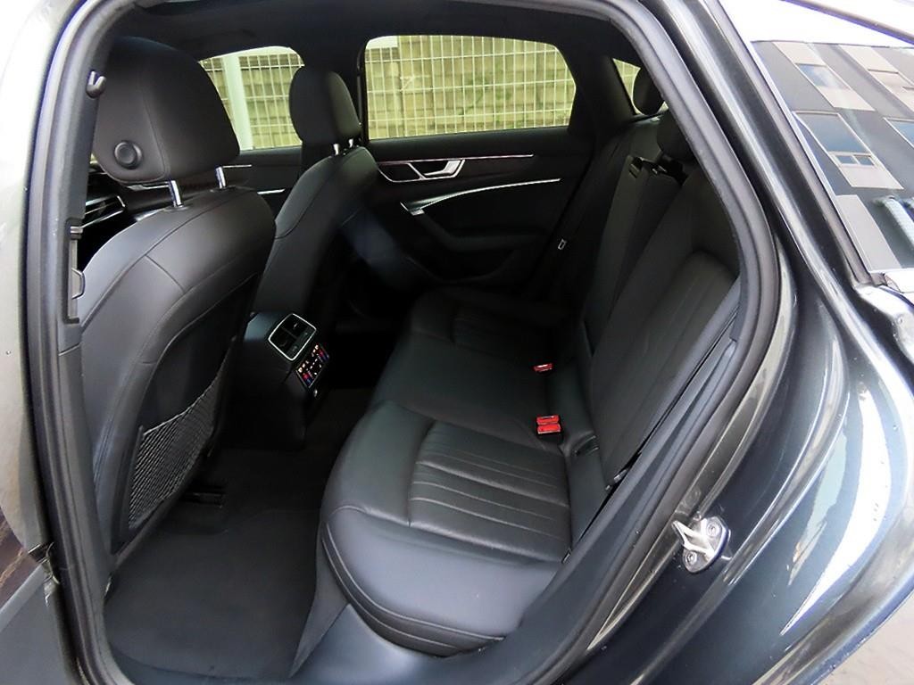 아우디 A6 A6 (C8) 45 TFSI 프리미엄 이미지 6