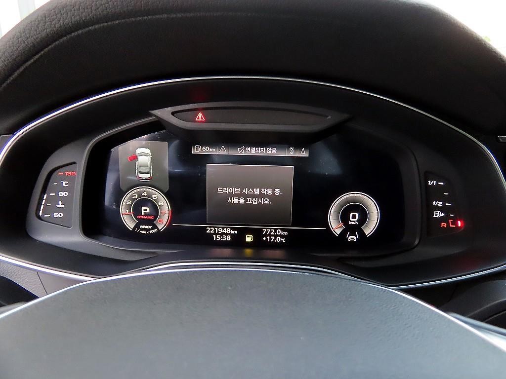 아우디 A6 A6 (C8) 45 TFSI 프리미엄 이미지 9