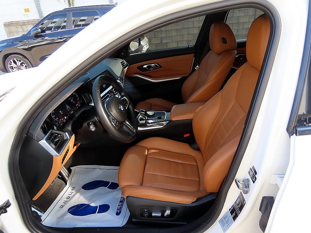 BMW 3시리즈 3시리즈 (G20) 330i M 스포츠 이미지 5