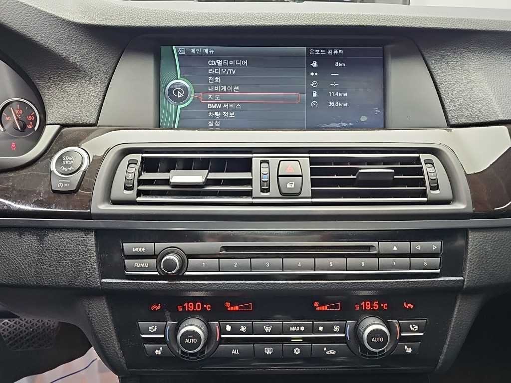 BMW 5시리즈 5시리즈 (F10) 520d 이미지 10