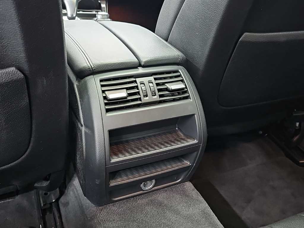 BMW 5시리즈 5시리즈 (F10) 520d 이미지 13