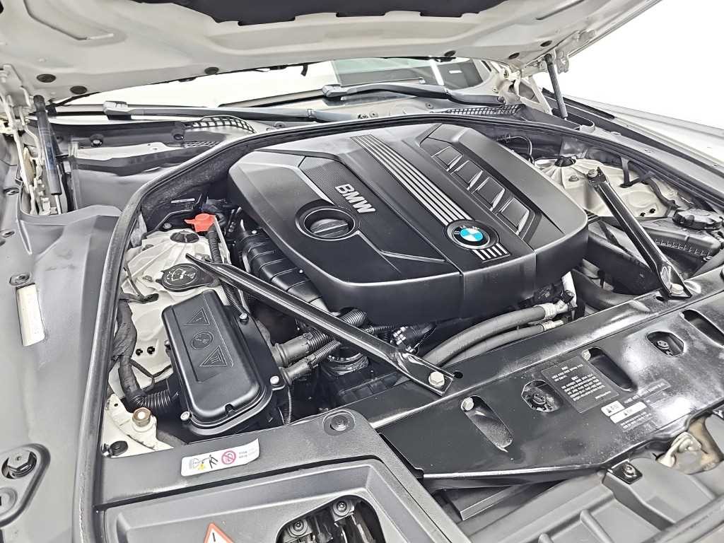 BMW 5시리즈 5시리즈 (F10) 520d 이미지 5