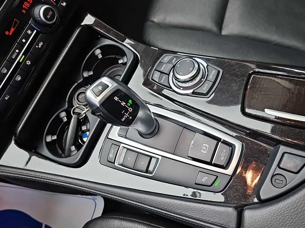 BMW 5시리즈 5시리즈 (F10) 520d 이미지 8