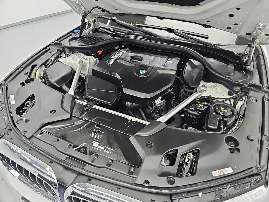 BMW 5시리즈 5시리즈 (G30) 520i 럭셔리 이미지 5