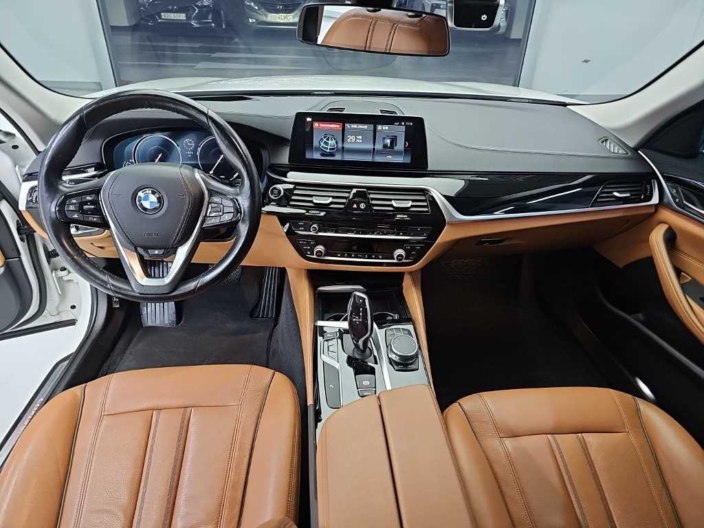 BMW 5시리즈 5시리즈 (G30) 520i 럭셔리 이미지 7