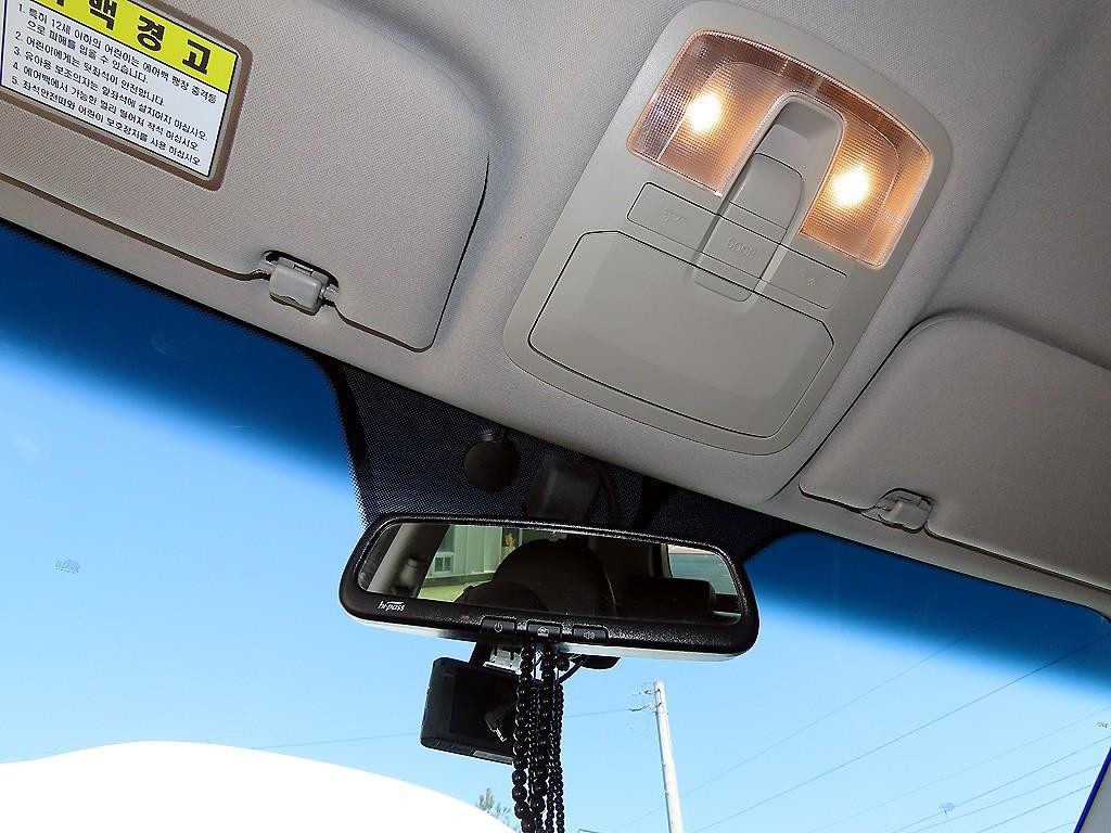 KG모빌리티(쌍용) 코란도 뉴코란도C 2WD 2.2 RX 고급형 이미지 16