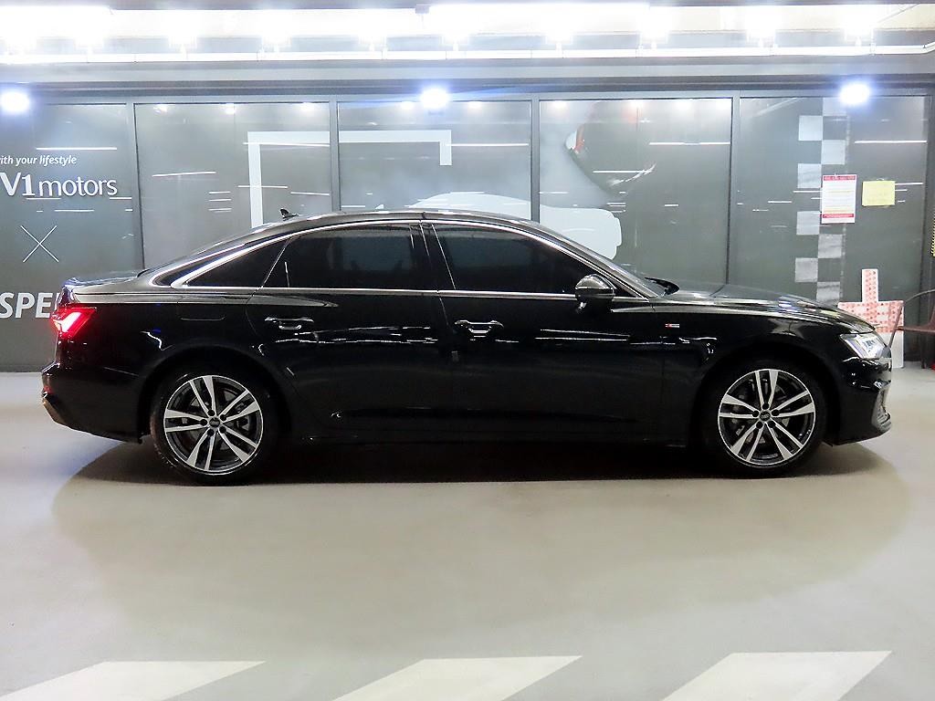 아우디 A6 A6 (C8) 45 TFSI 프리미엄 이미지 3