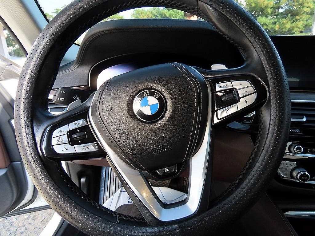 BMW 5시리즈 5시리즈 (G30) 520d xDrive 럭셔리 플러스 이미지 8
