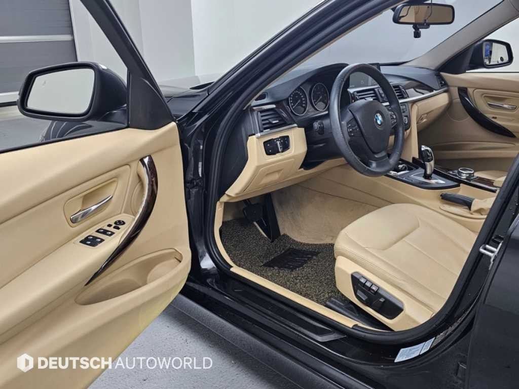 BMW 3시리즈 3시리즈 (F30) 320d xDrive 이미지 11