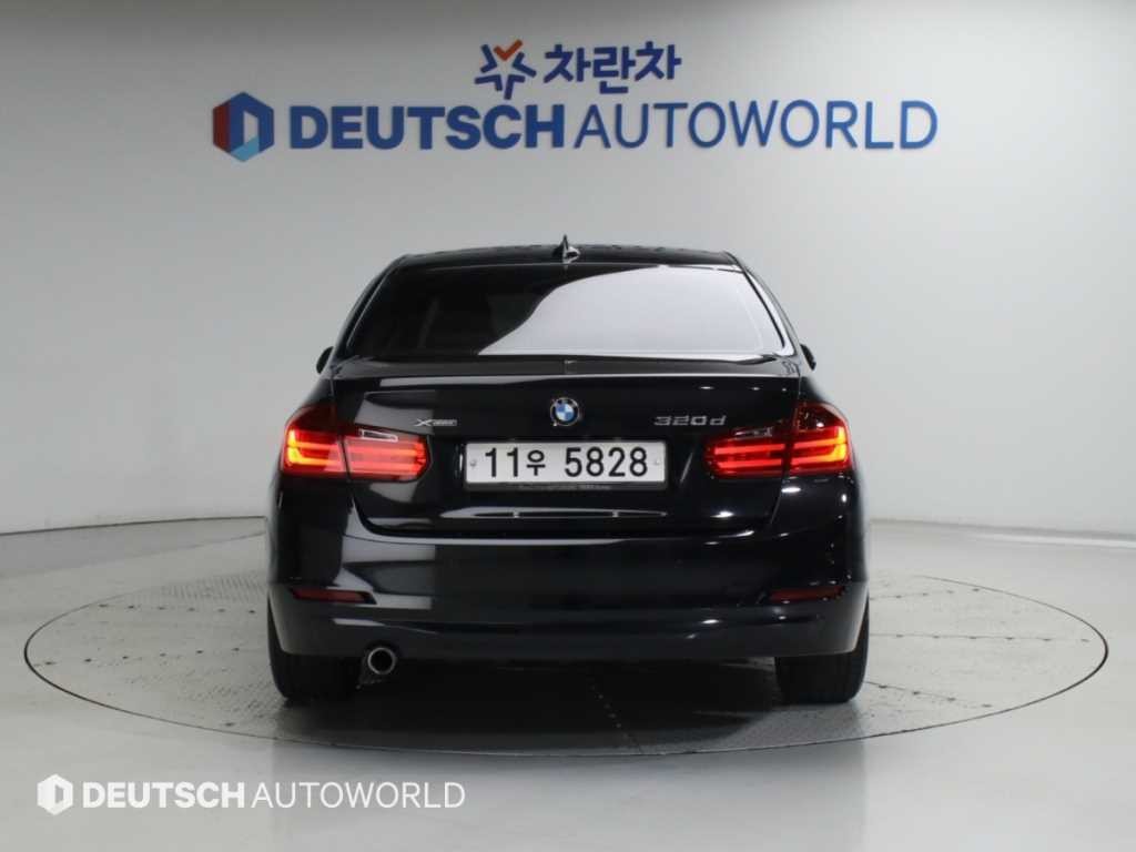 BMW 3시리즈 3시리즈 (F30) 320d xDrive 이미지 4