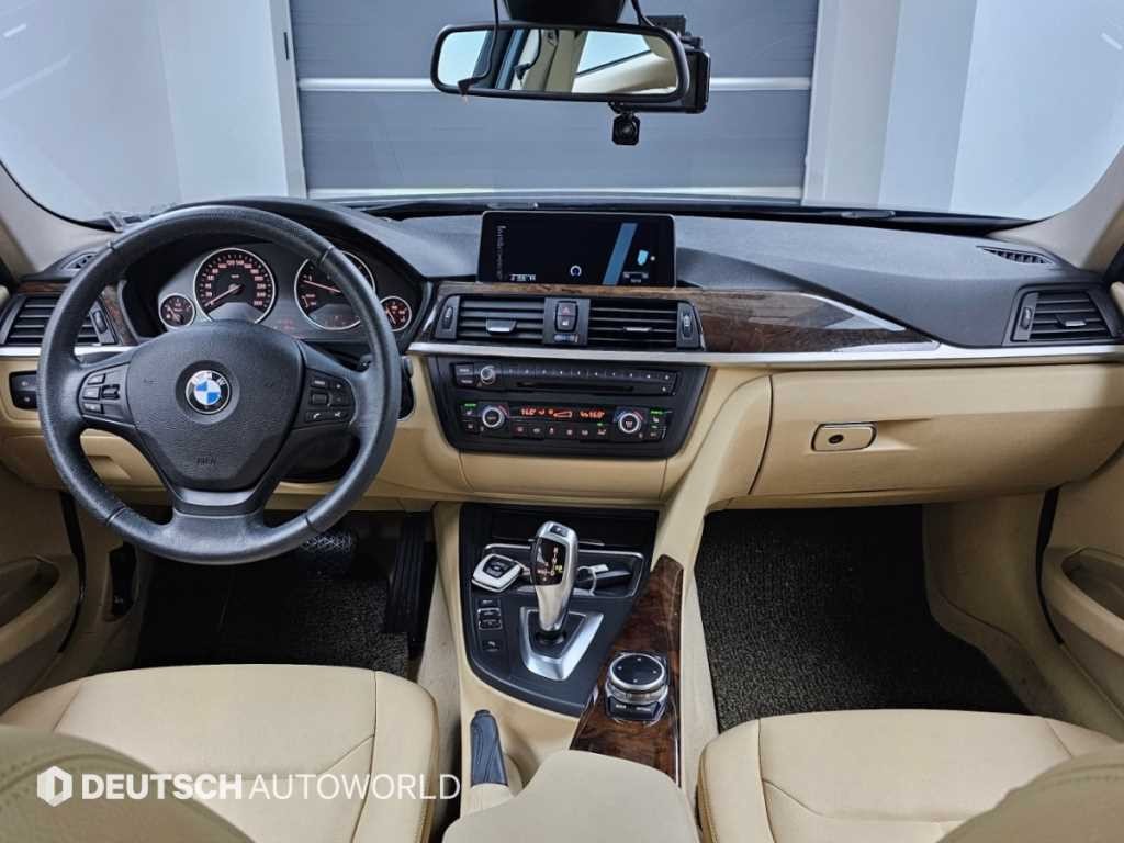 BMW 3시리즈 3시리즈 (F30) 320d xDrive 이미지 7