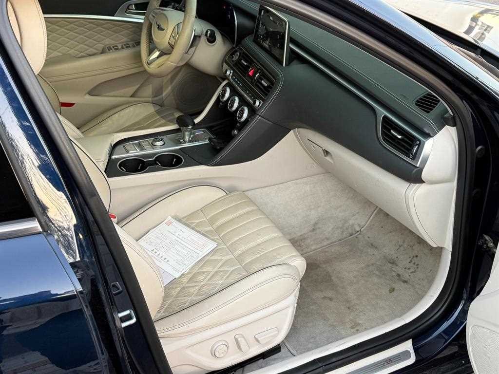 제네시스 G70 3.3T 스포츠 AWD 프레스티지 이미지 3