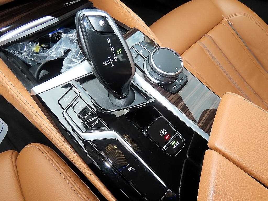 BMW 5시리즈 5시리즈 (G30) 520i 럭셔리 이미지 11