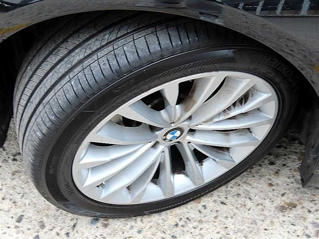 BMW 5시리즈 5시리즈 (G30) 520i 럭셔리 이미지 19
